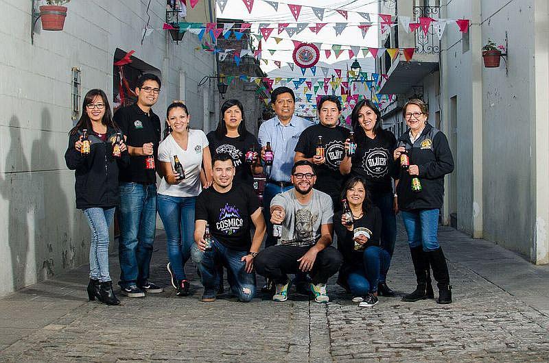 Fabrican cerveza artesanal con productos arequipeños