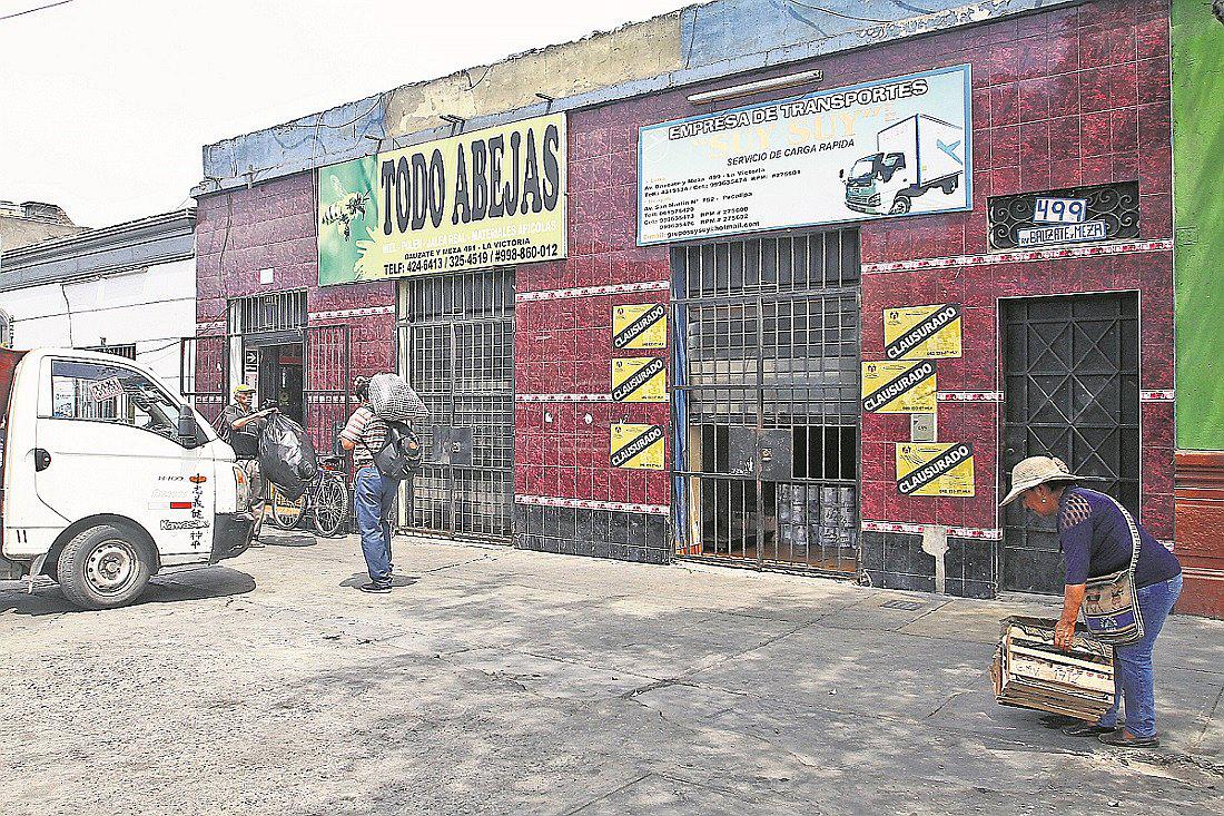 La Victoria: Empresas de transporte  y ambulantes desafían a la gestión de George Forsyth