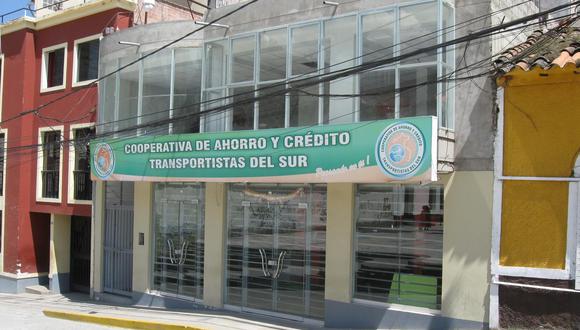 Abancay: Socios de cooperativa Transportistas del Sur denuncian que fueron estafados