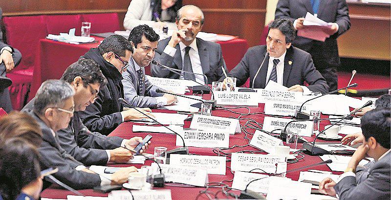 Renace caso Conirsa y Fiscalización cita al hermano del presidente Vizcarra