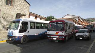 Buses del año 1997 aún circulan en Ayacucho pese a normativas