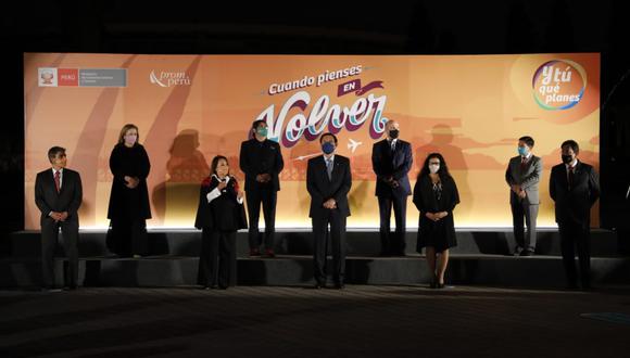 El presidente Martín Vizcarra participó del evento junto a la ministra Rocío Barrios y al ministro Alejandro Neyra. (Foto:César Bueno / @photo.gec )