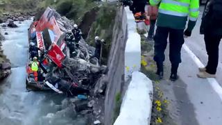 Al menos 10 muertos y más de 20 heridos deja caída de bus que salió de Huánuco con destino a Lima