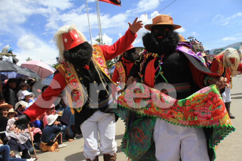 Chinchilpos y gamonales celebran fallo de La Haya con desfile (FOTOS)
