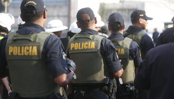 Policías (Foto: Mario Zapata)