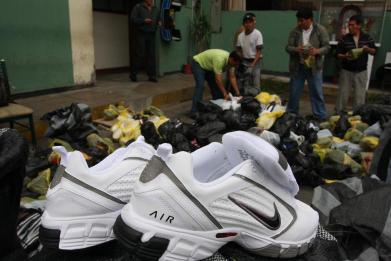 Incautan más de S/. 22 mil en mercadería de contrabando de Ecuador