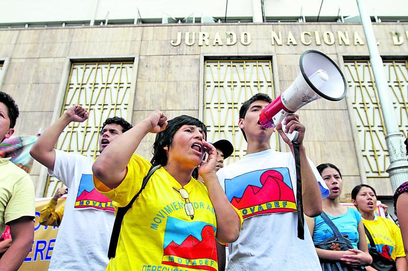 Movadef: Grupo prosenderista invade red social Facebook