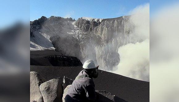 Volcán Ubinas: Detectan acumulación de presión en su interior