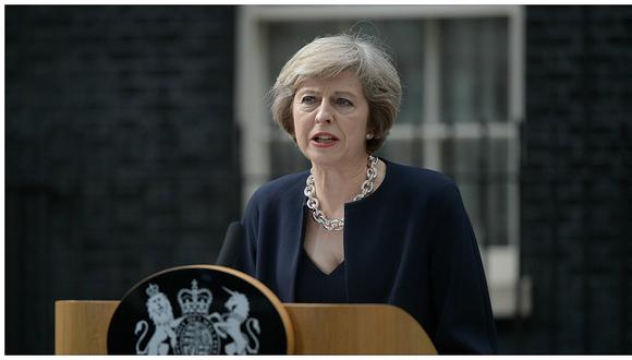 Theresa May defiende el armamento nuclear como "último seguro" frente a amenazas