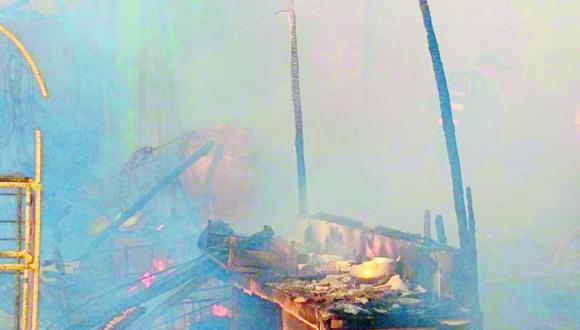 Incendio consume viviendas de 5 familias, en Chimbote