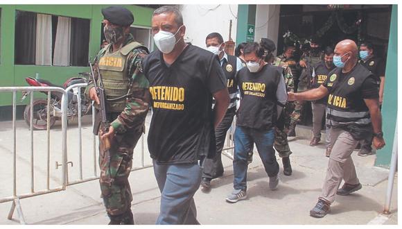 La Fiscalía contra el Crimen Organizado descubrió que los miembros de la Marina de Guerra del Perú, alertaban a “Los Piratas del Petróleo” de los operativos. Incluso, ayudaron a ocultar evidencia tras la detención de tres de sus miembros, en agosto pasado, en la provincia de Talara.