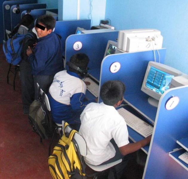 Cierran cabina de internet por no instalar "antiporno"