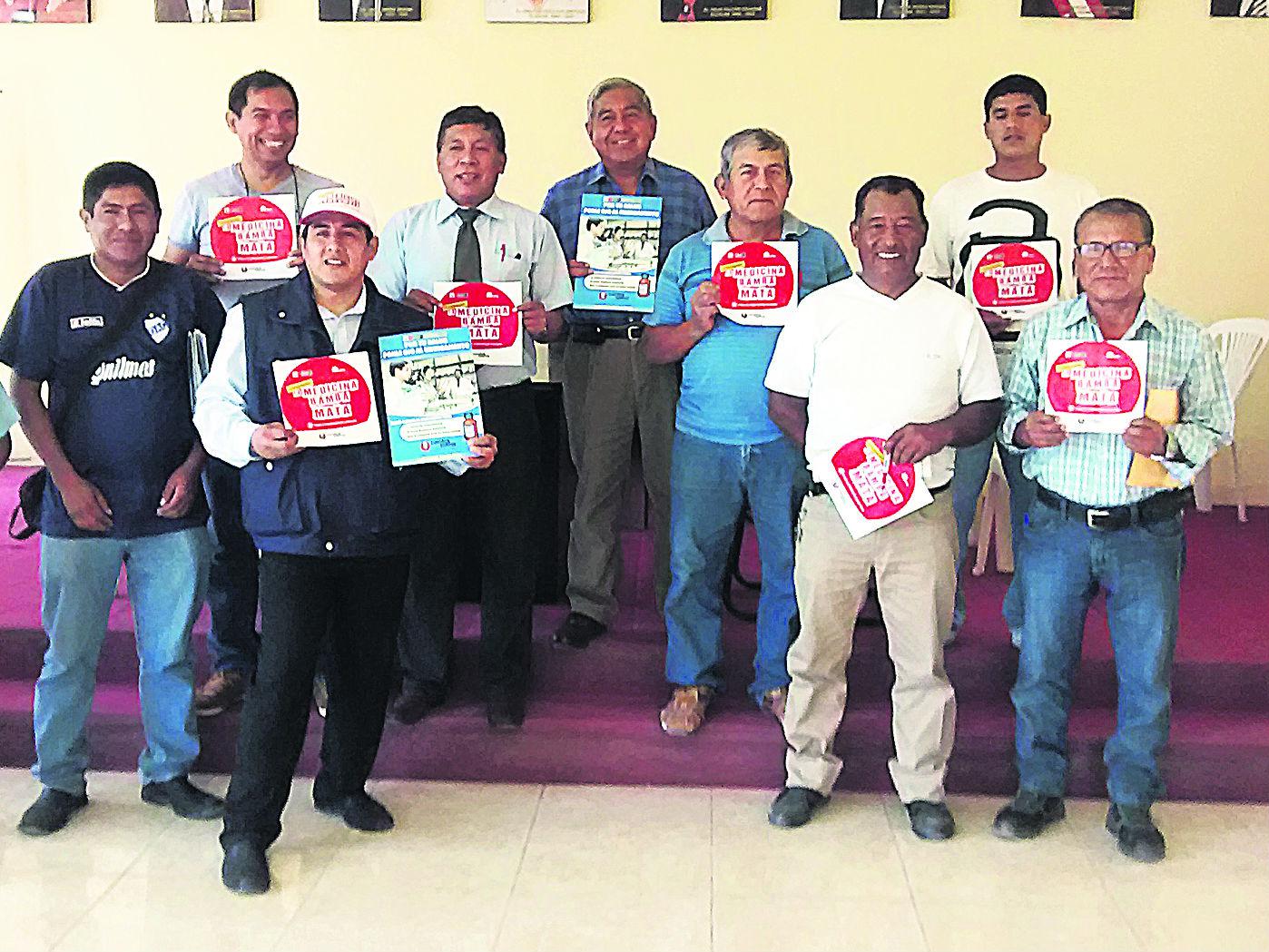 Autoridades se suman a campaña contra medicinas "bamba"