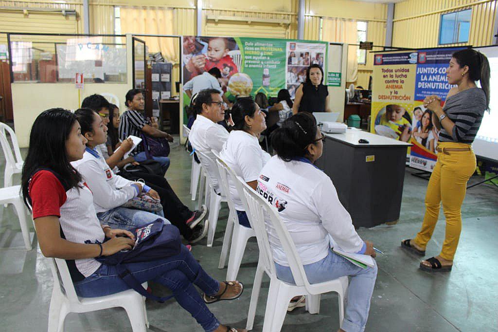 Capacitan a actores sociales para lucha contra la anemia