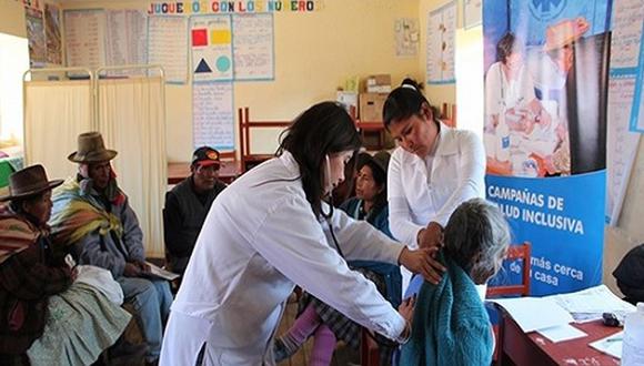 Médicos especialistas de Lima llegan a Juliaca y Azángaro