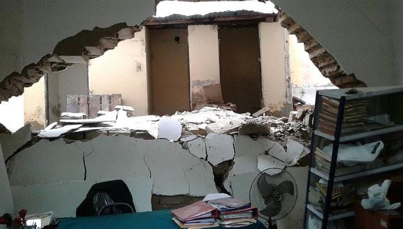 Piura: Trabajadora de la Escuela de Música se salva de morir tras desplomarse parte de una pared (VIDEO Y FOTO)
