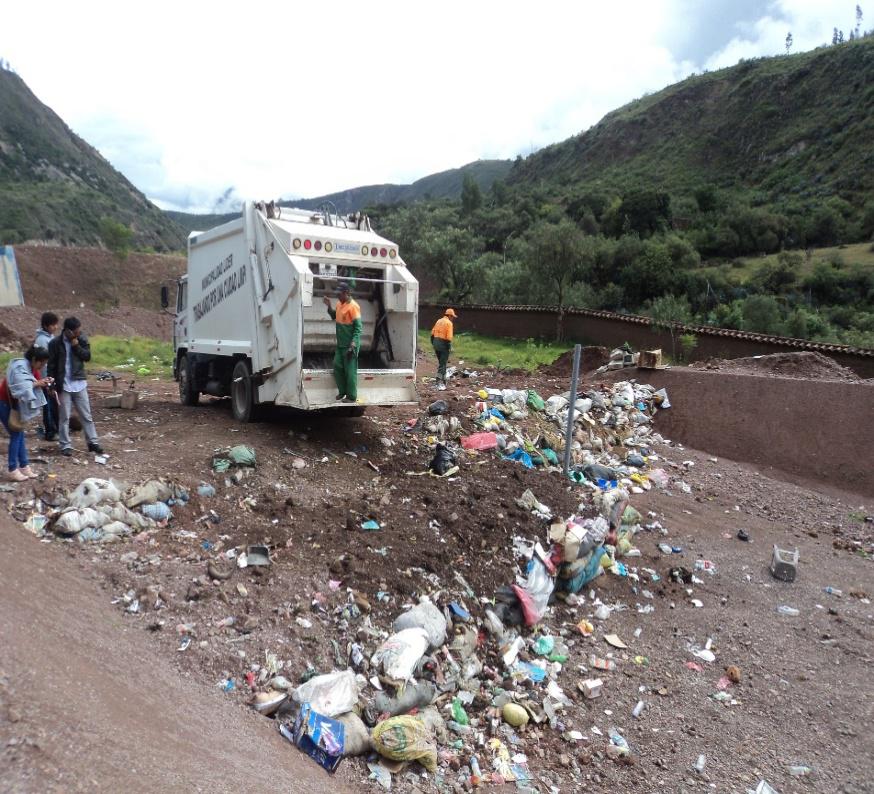 Más de 110 toneladas de basura se acumulan en un día