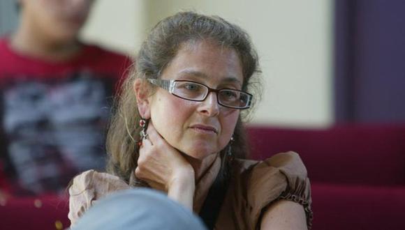 Lori Berenson pide perdón a peruanos antes de abandonar el país