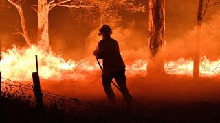 Un bombero muere luchando contra los incendios en Australia 