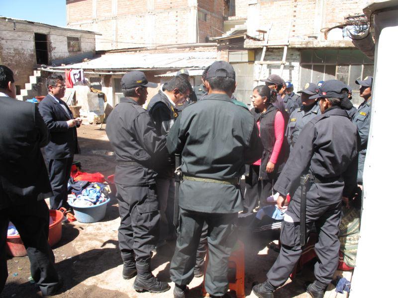 Juliaca: En megaoperativo intervienen talleres pirotécnicos