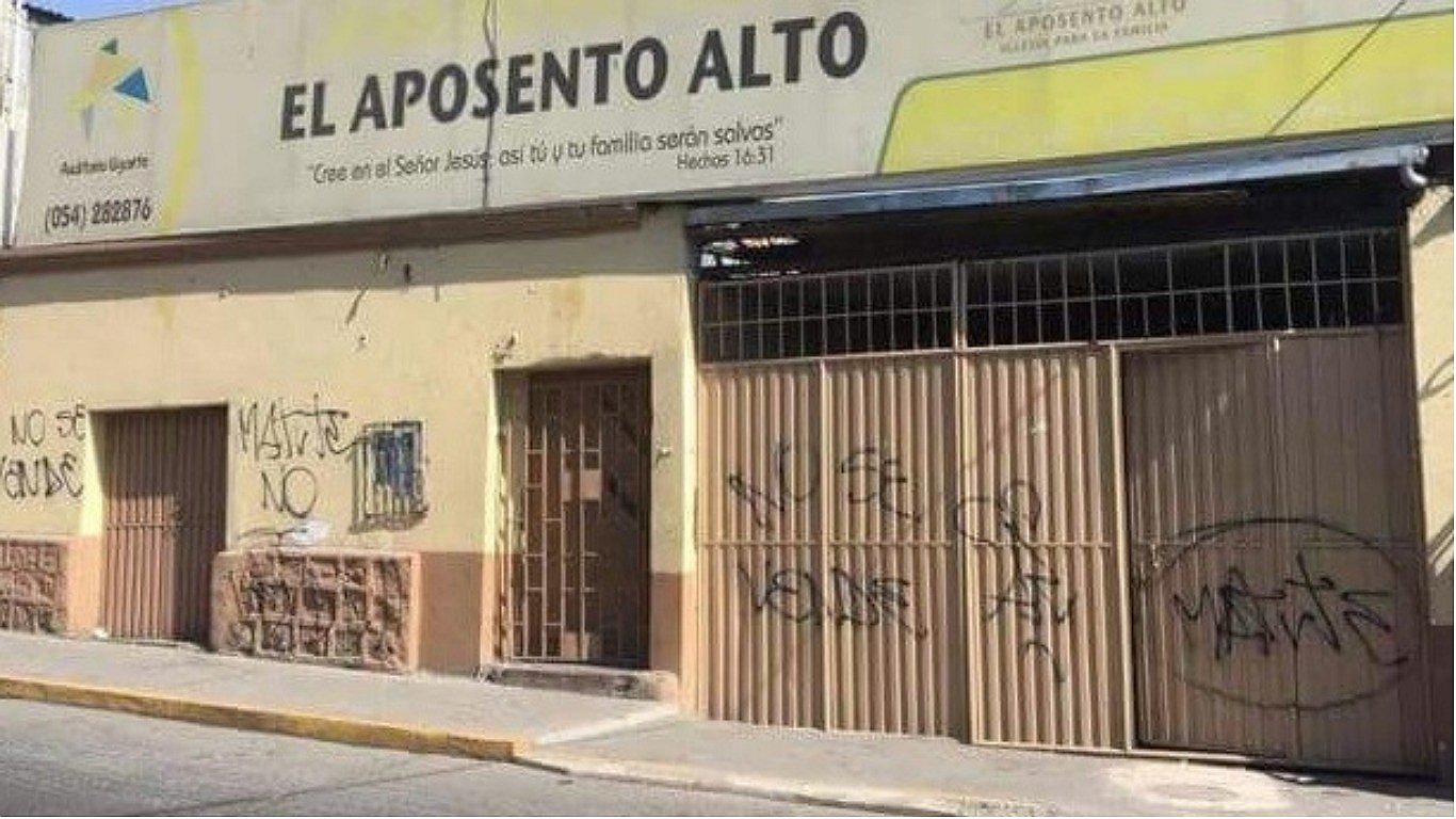 Iglesias de 'El Aposento Alto' aparecen pintadas por hinchas de Alianza Lima