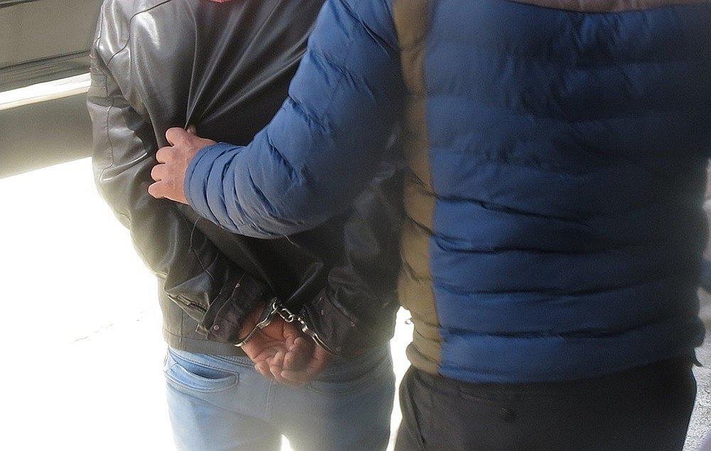 Lo detienen cuando devolvía bienes que sustrajo de su vecino