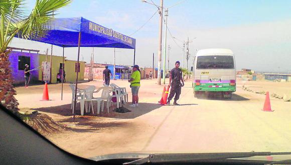 Comuna de Sama cobra para ingresar a playa Vila Vila PERU CORREO