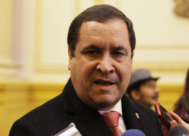 Luis Iberico: "Hablar que los regalitos compran conciencias es insultar a la población"