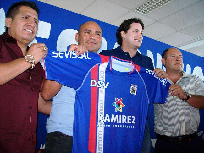 Joaquín Ramírez asumió presidencia de Mannucci