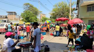 Damnificados del mercado de Piura piden autorización para vender en las vías públicas