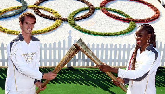 Andy Murray y Serena Williams cargaron la antorcha olímpica