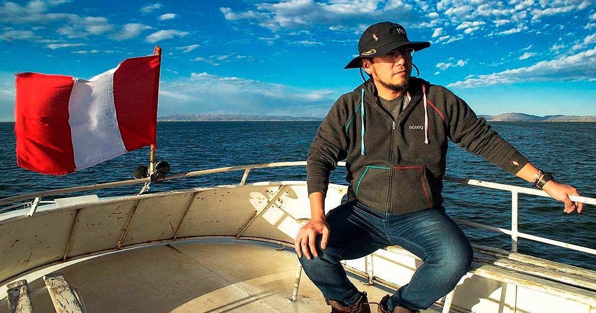 ​Peruano logró descontaminar dos kilómetros del lago Titicaca con sus propios recursos