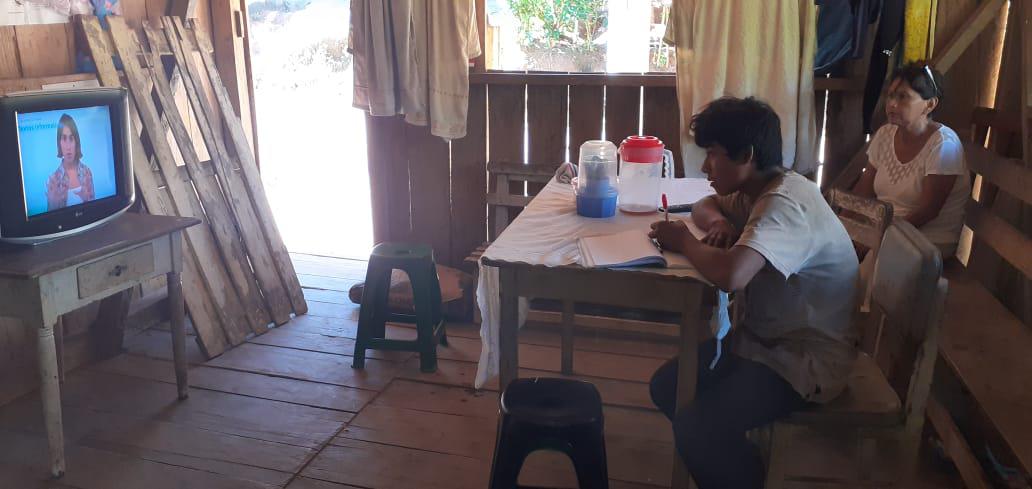 Miles de escolares se beneficiarán con "Aprendo en casa" por radio y televisión. (FOTOS:MINEDU)