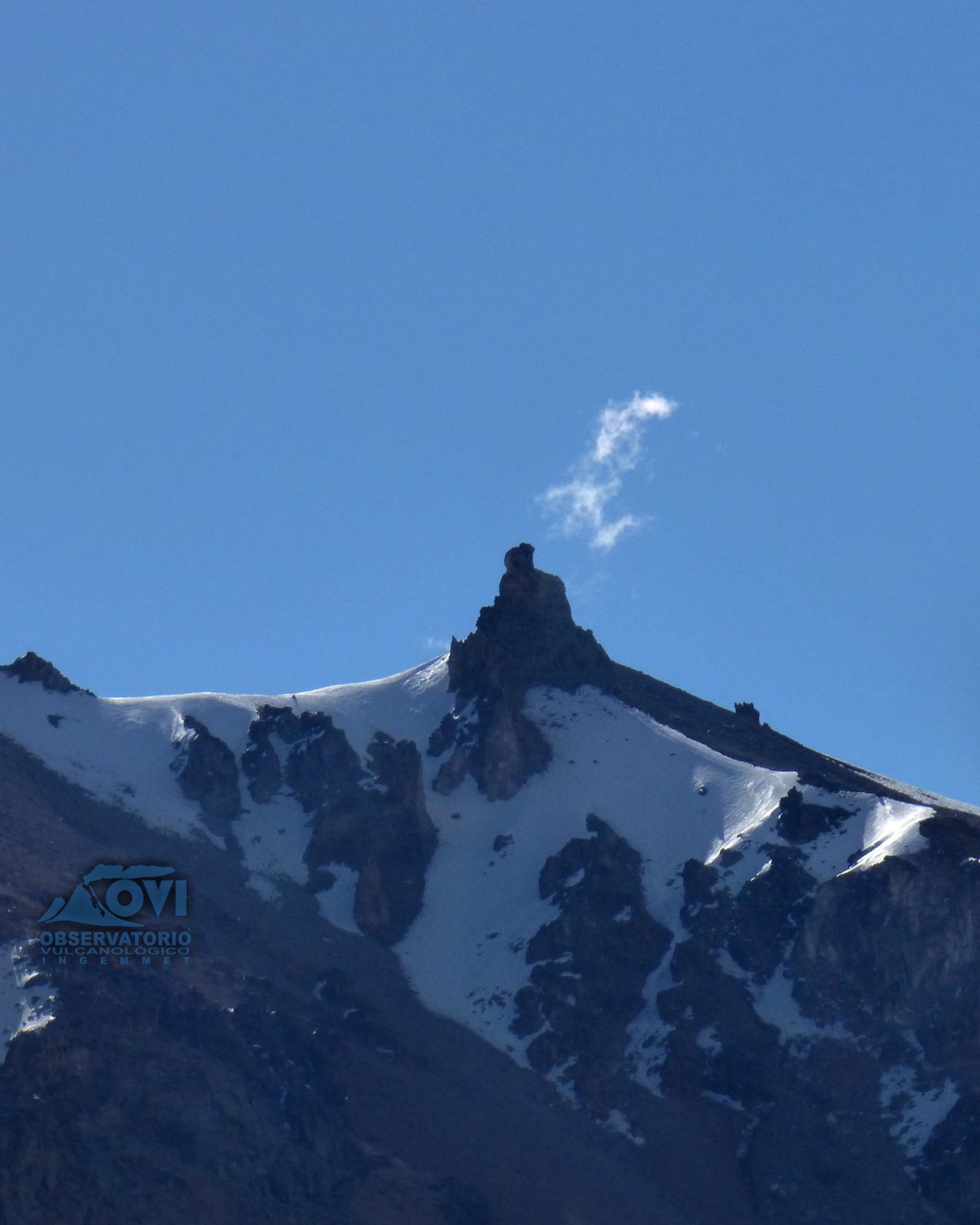 Ingemmet registra nueva fumarola en volcán Sara Sara