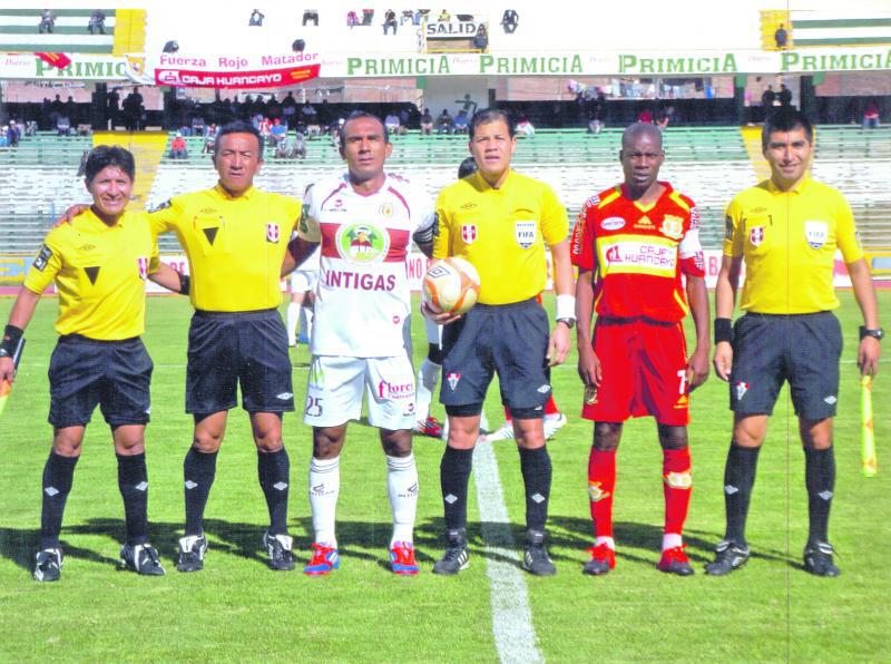 Conozca al sheriff que tiene pasión por el fútbol