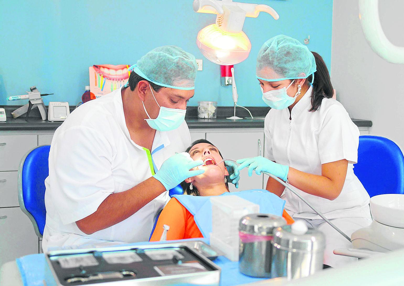 Caries Dental afecta al 90% de la población infantil de Huancayo