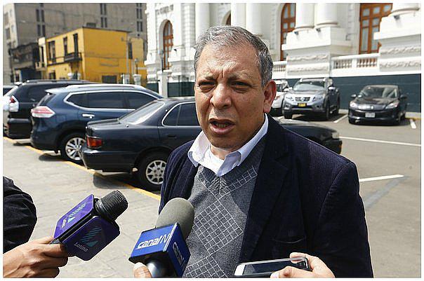 Arana discrepa con Apaza por opinión sobre comandos "Chavín de Huántar"