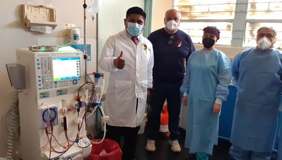 Empresario entregó en cesión de uso unidad de Hemodiálisis al hospital Hipólito Unanue de Tacna
