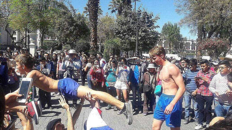 Residentes franceses festejaron el título mundial de fútbol  en Arequipa (FOTOS)