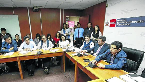 ​Alcalde de Juliaca no quiso abordar el tema de Drenaje Pluvial en Lima