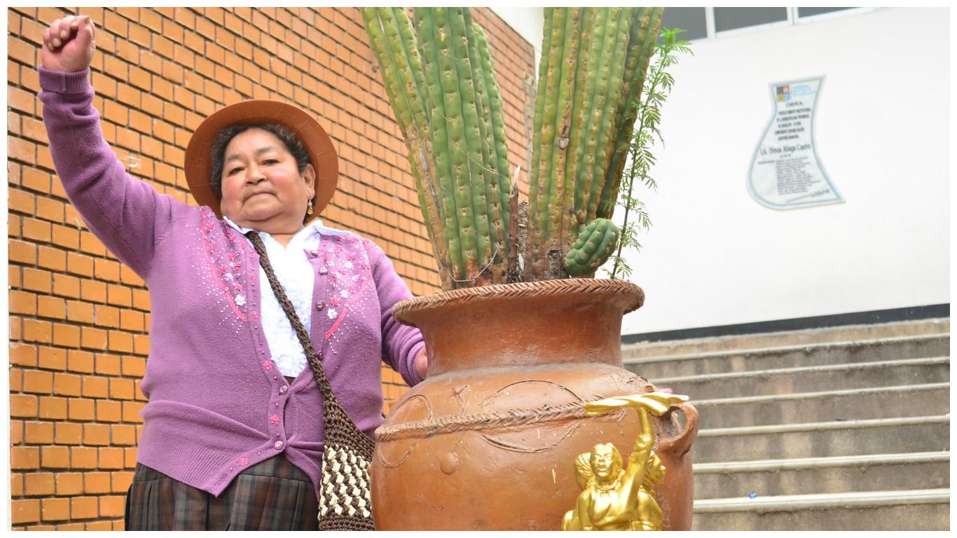 Epigenia Meza Paez: Una mujer rondera y de armas tomar 