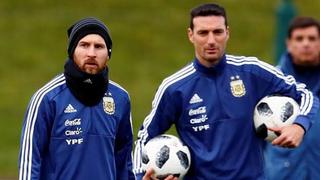 Lionel Scaloni se refirió a Messi: “Es él que más quiere ganar y al que más le duele perder”
