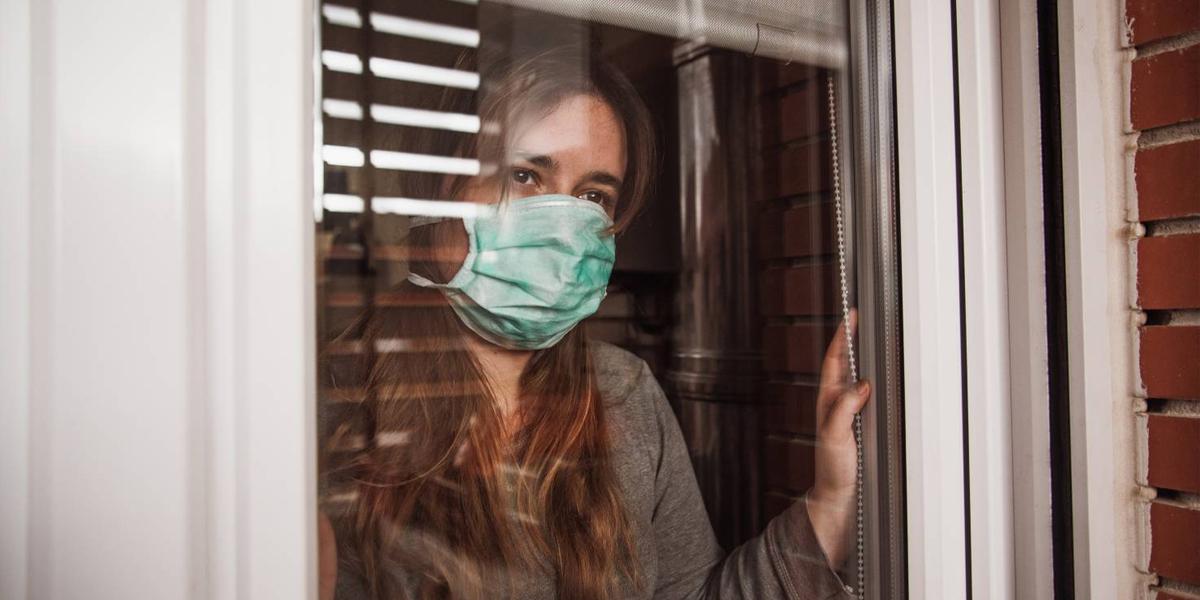 Solo estás autorizado para trasladar, a pie o con vehículo particular, a un centro médico personas cuya vida corre peligro por urgencia o emergencia médica (Foto:iStock)