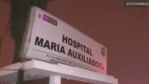 San Juan de Miraflores: Mujer da a luz en el baño del hospital María Auxiliadora 