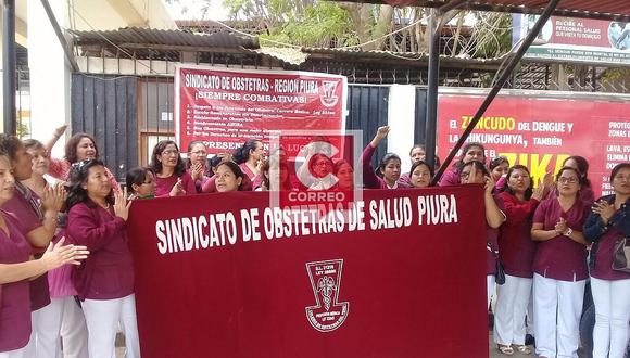 Las obstetras de Piura acatan la huelga nacional indefinida (VIDEO)