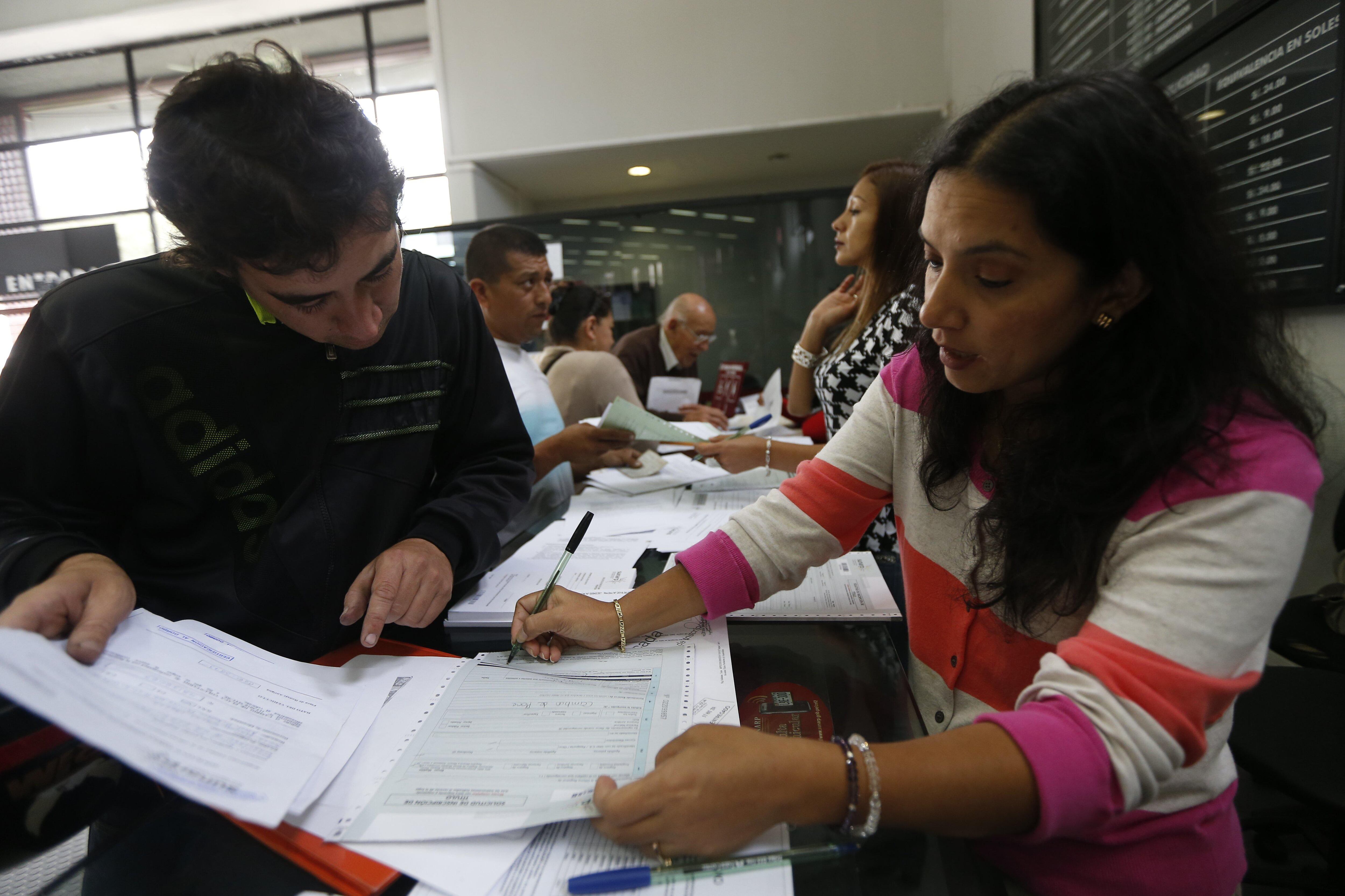 La legalización por un notario dota de peso jurídico al documento.