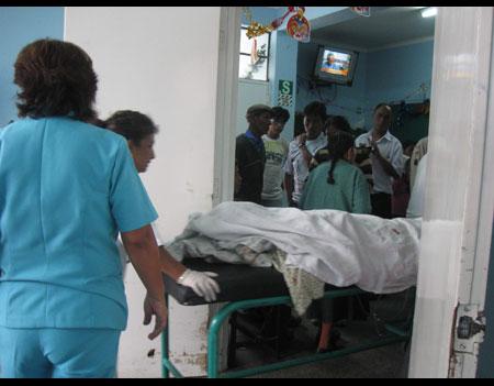 Tres muertos deja triple choque en vía Puno - Arequipa