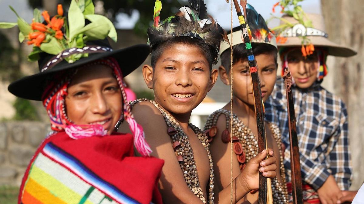 D�a de la Lenguas Originarias del Per�: 22 lenguas est�n en peligro de extinci�n | CULTURA | CORREO