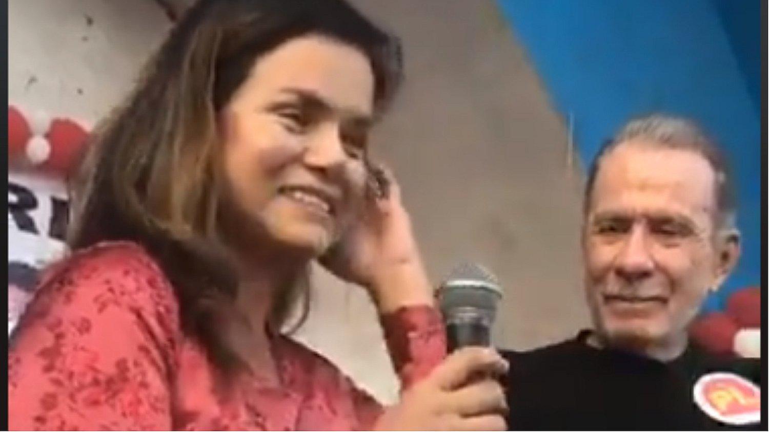 Ricardo Belmont presenta a su esposa y dice: "No soy chibolero, pero me la robé a los 20 años"