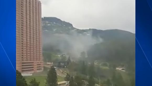 La marihuana fue quemada cerca a casas y edificios residenciales. (Foto: Captura de video)